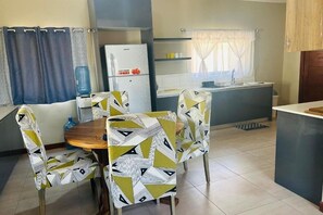 Dining - Grey Lavender - Spacious 3-Bedroom Home with Garden (Lusaka)