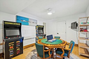 Dining - Second Star- 7BR Channel House-Pool, Putting Green (North Myrtle Beach)