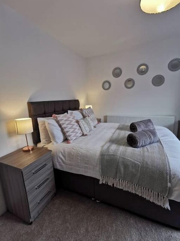 4 bedrooms