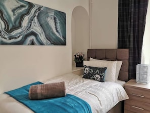 4 bedrooms