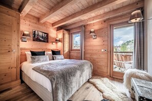 4 chambres, bureau, fer et planche à repasser, Wi-Fi gratuit
