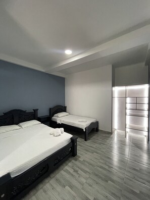 Habitación doble | Wifi gratis y ropa de cama 