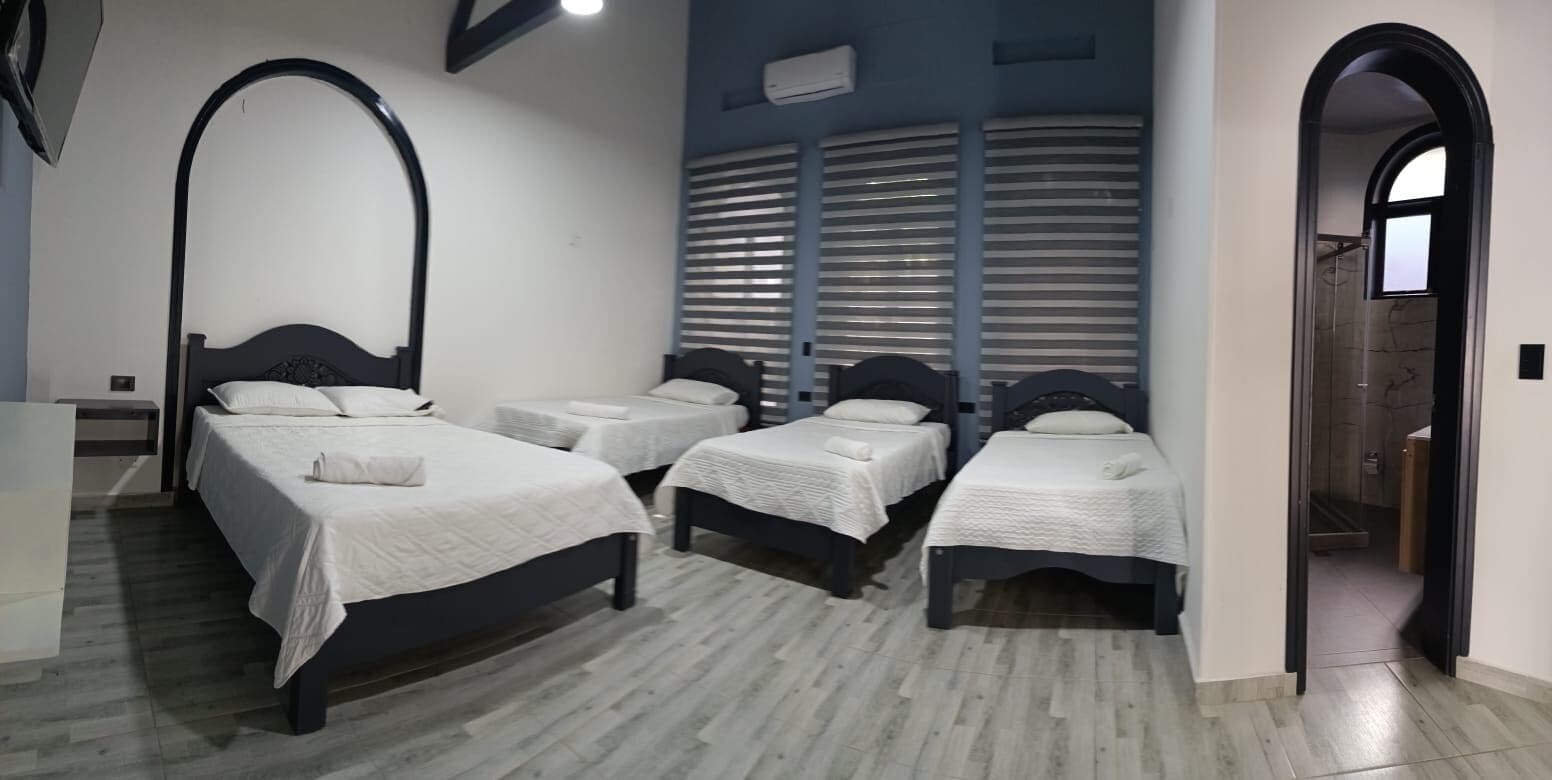 Family Quadruple Room | Free WiFi, bed sheets