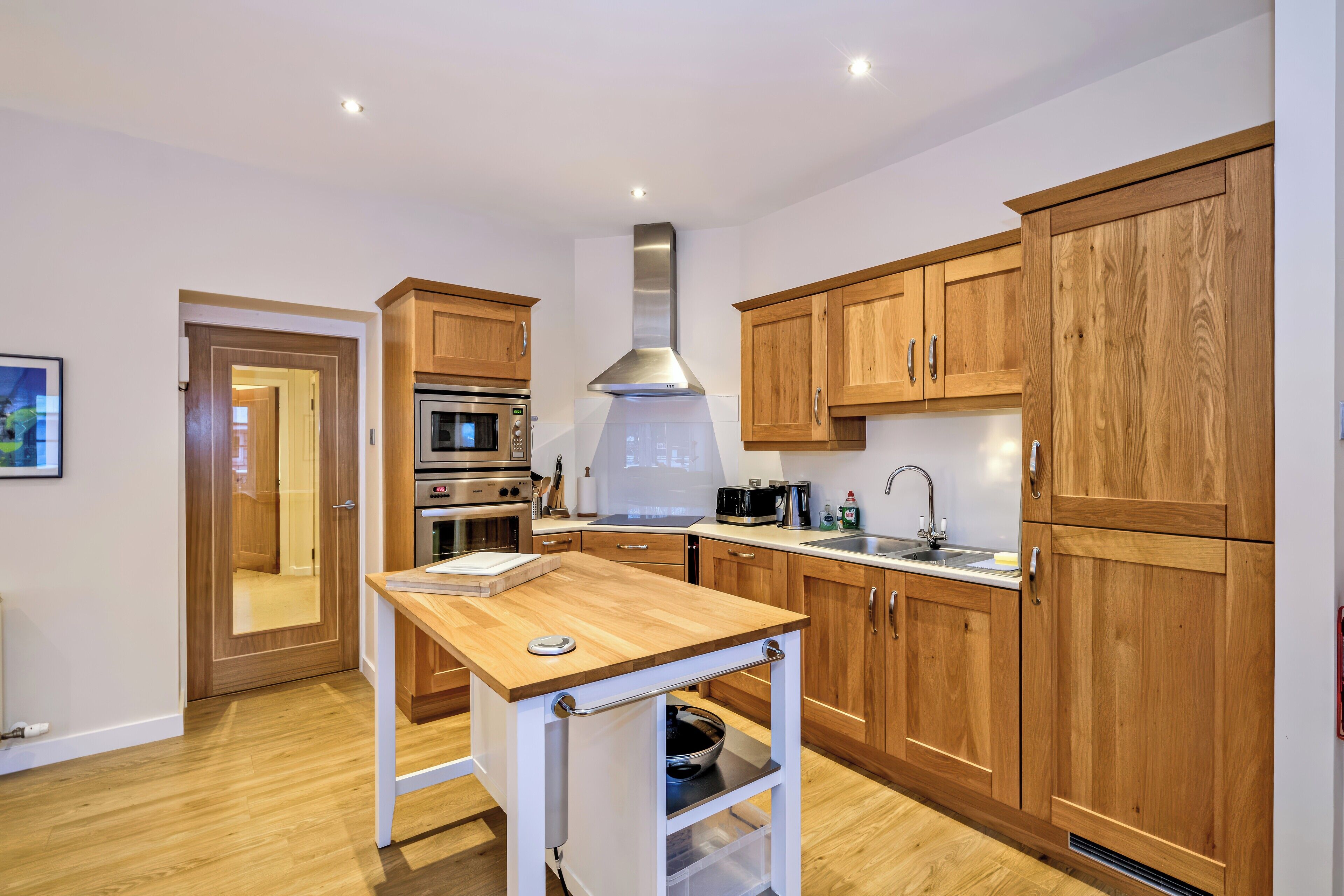 Dishwasher, cookware/dishes/utensils