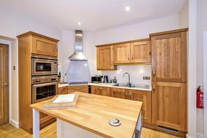 Lavavajillas, utensilios de cocina