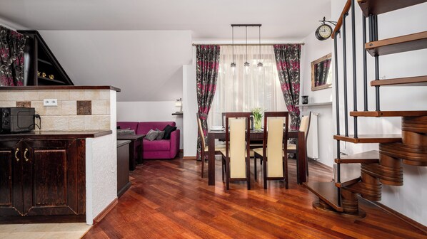 Apartment (14) | Living area