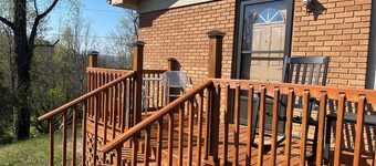 Charming 3-bedroom house with WiFi, AC in Pineville Kentucky