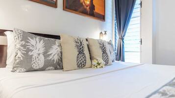 1 slaapkamer, een strijkplank/strijkijzer, internet, beddengoed