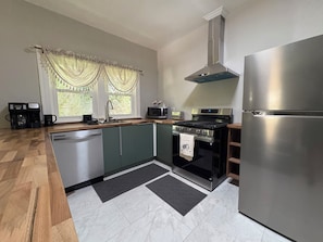 Microwave, oven, stovetop, dishwasher