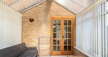 Pass the Keys | Work & Relax in Guisborough | Garden, Parking