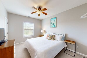 2 chambres, fer et planche à repasser, accès Internet, draps fournis