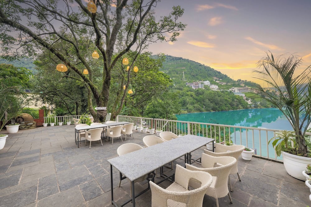 Echor Malusara Lakeview Retreat Bhimtal