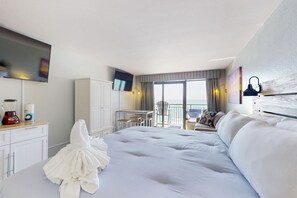 Bügeleisen/Bügelbrett, Internetzugang, Bettwäsche