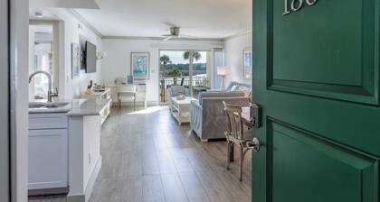 1803 Bluff Villas: 1 Bedroom. 1 Bathroom. Sleeps 4.