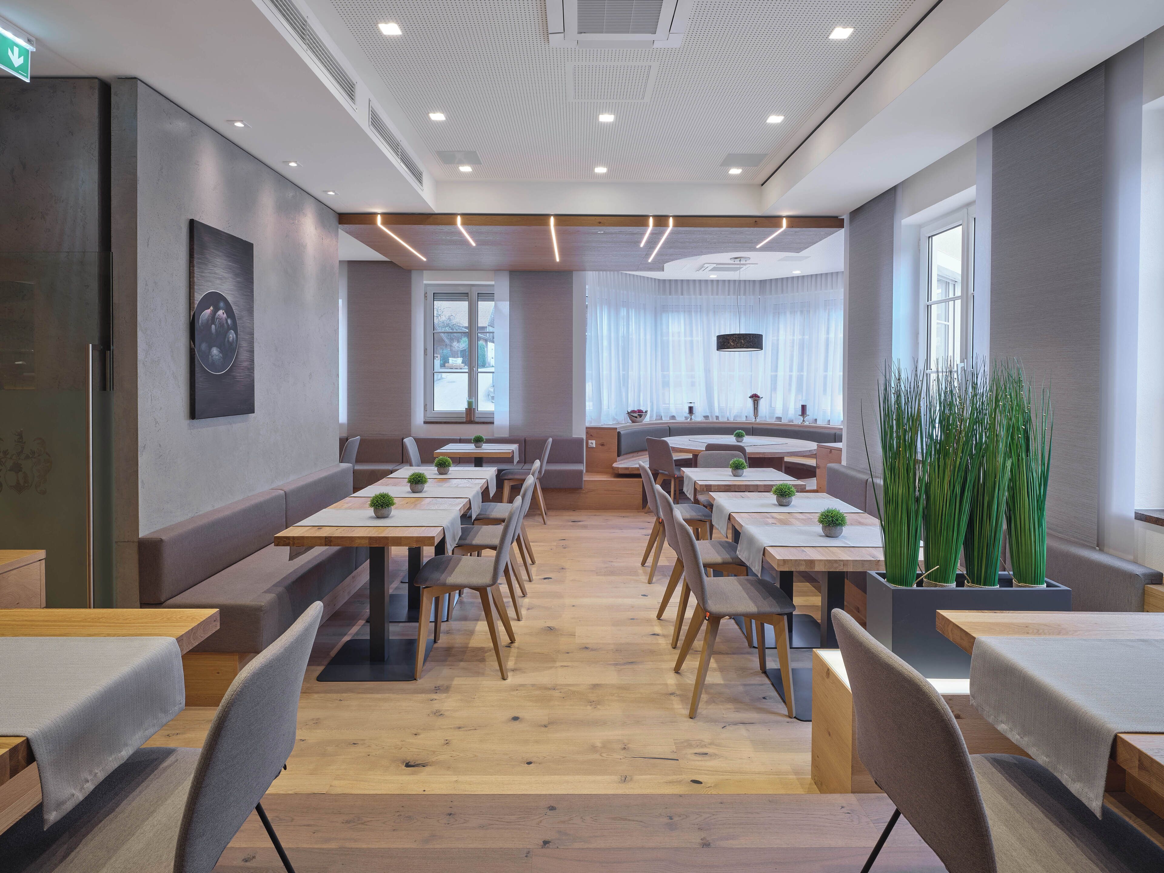 S&#x27;hi serveixen plats de cuina alemanya 