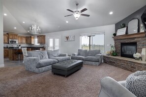 TV connectée, cheminée