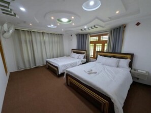 Deluxe Double Room, Mountain View | Soundproofing, iron/ironing board, free WiFi