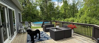 Saratoga Get Away
Spacious 4 bedroom house in charming Ballston Spa w/ WiFi, AC