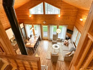 Deluxe Chalet, Kitchen, Lake View | Living area | Flat-screen TV, DVD player - Napapiirin Järvilomat (Ylitornio)