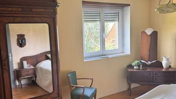 2 makuuhuonetta, vuodevaatteet