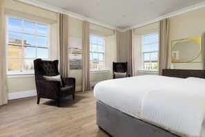 4 bedrooms, iron/ironing board, travel crib, WiFi