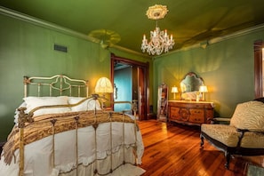 4 chambres, fer et planche à repasser, Wi-Fi gratuit, draps fournis