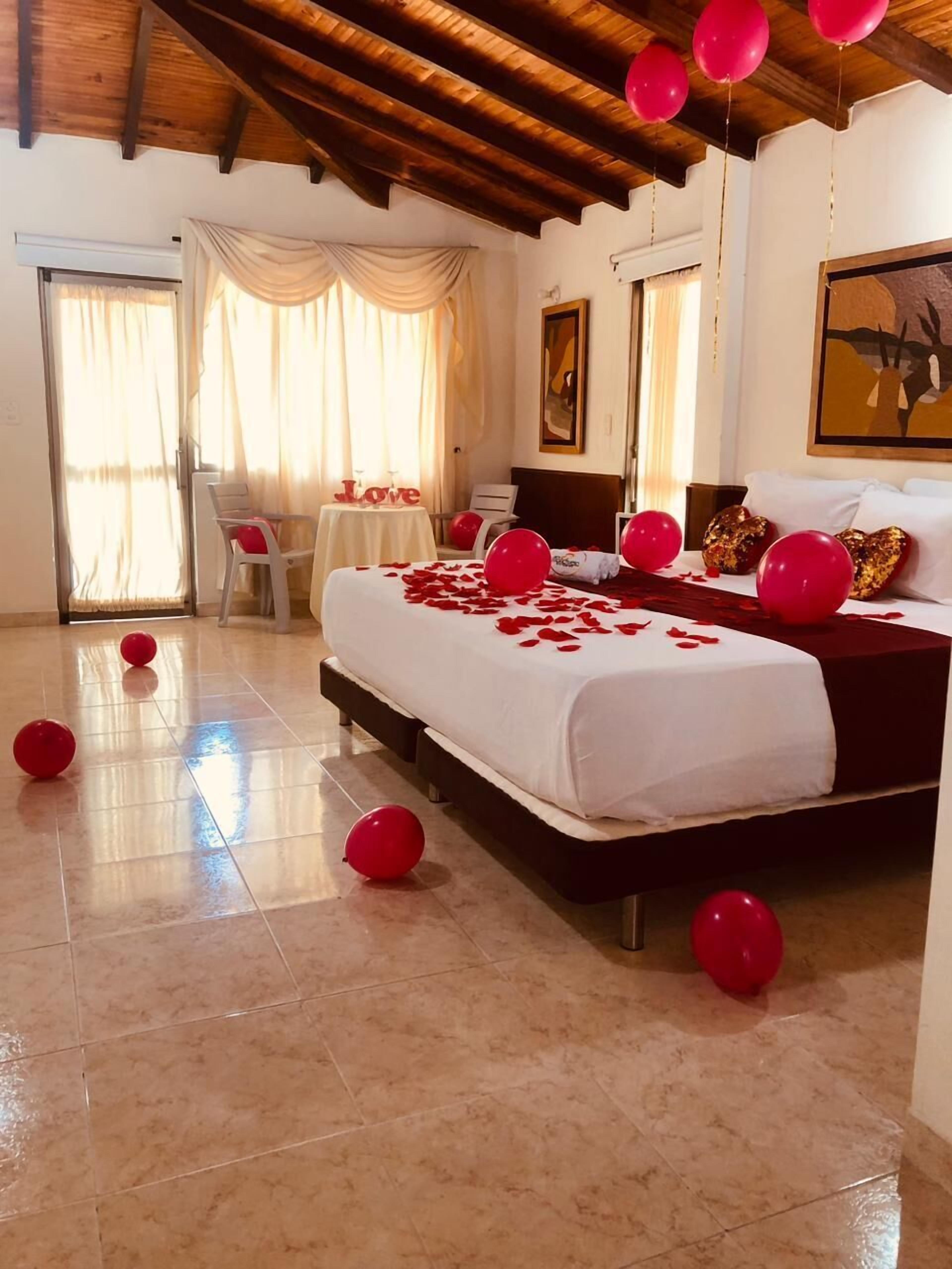 Luxury Double Room, Patio, Pool View | Egyptian cotton sheets, premium bedding, Select Comfort beds, free WiFi