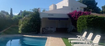 Palomera, Calafat, in front of the sea, 5 mn beach, swimming pool