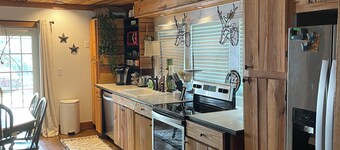 Hartley’s Haven on beautiful Lake Hartwell