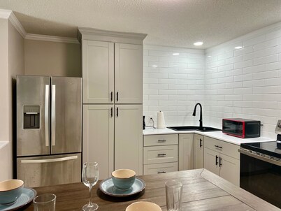 Spacious 1-bedroom guesthouse in lovely Wiggins with WiFi, AC