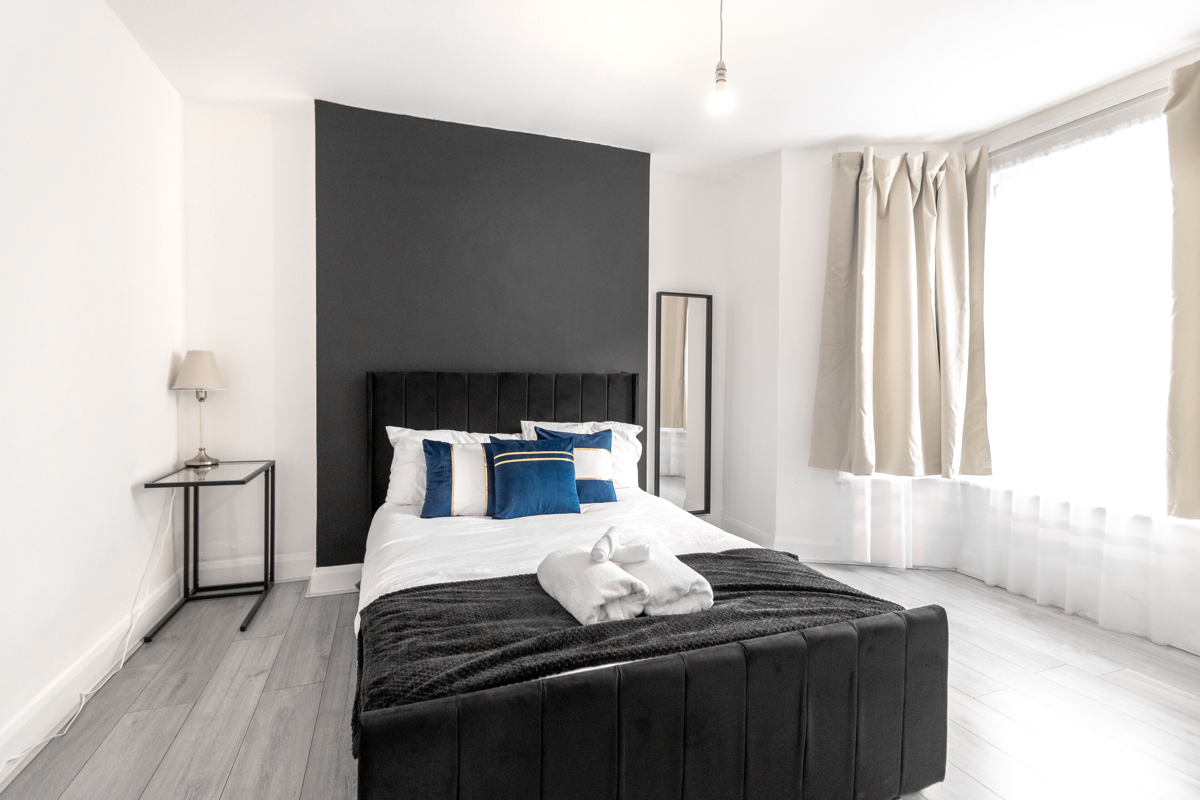 3 bedrooms, iron/ironing board, travel crib, free WiFi