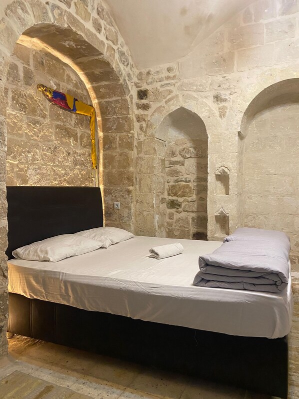 Wifi gratis y ropa de cama 