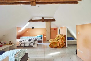 4 bedrooms, iron/ironing board, travel cot, WiFi - Le nid du colibri, self-catering 13 places (Drulhe)