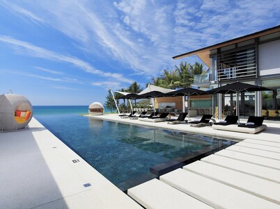 Luxury Thailand Beachfront Sava Villa 1 Villa Tievoli Chef, Staff included  lth12