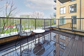 Apartment | 2 bedrooms, Internet - Stunning Two-bedroom Flat With Terrace (London)