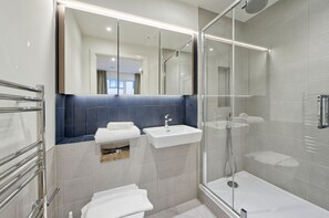 2 bedrooms, Internet - Premium Living in the Heart of Colindale (London)