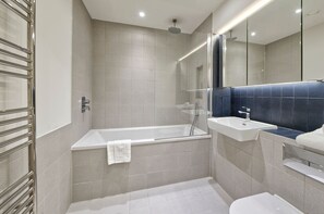 Apartment | 2 bedrooms, Internet - Brand-new Two-bedroom Flat in Colindale (London)