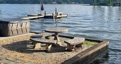 Dogwood Cottage Lake Jordan boat dock/hot tub/RV parking spot
SEPT RATE DECREASE