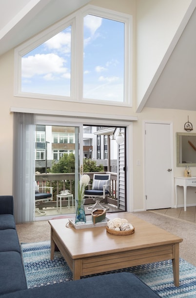 Newly Furnished Sun Drenched Duplex Private Deck Steps to the Beach & Boardwalk!
