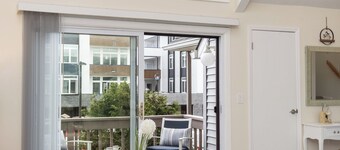 Newly Furnished Sun Drenched Duplex Private Deck Steps to the Beach & Boardwalk!