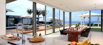 Luxury Thailand Beachfront Villa Amarelo Chef, Staff included lth13