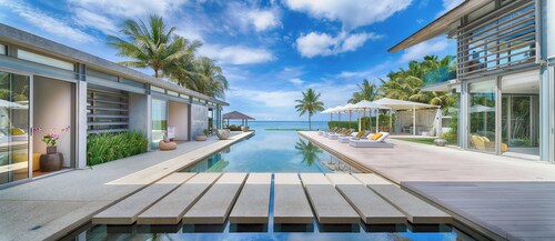 Luxury Thailand Beachfront Villa Amarelo Chef, Staff included lth13