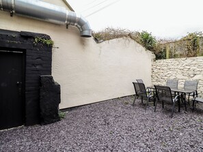 Outdoor dining - Gwydyr Bach 1 (Llanrwst)