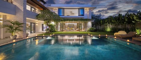 Una piscina riscaldata