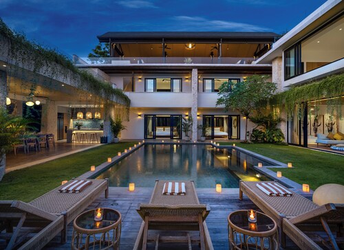 Luxe Vacay Villa Pantai Indah | Chef & Staff | LVID-16