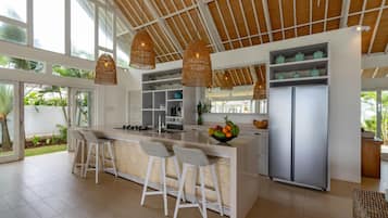 Oven, dining tables