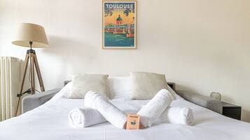 Fer et planche à repasser, Wi-Fi, draps fournis