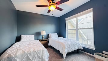 3 habitaciones, tabla de planchar con plancha y wifi gratis