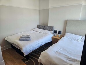 1 Schlafzimmer, Bügeleisen/Bügelbrett, Internetzugang, Bettwäsche