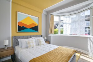 2 chambres, fer et planche à repasser, accès Internet, draps fournis